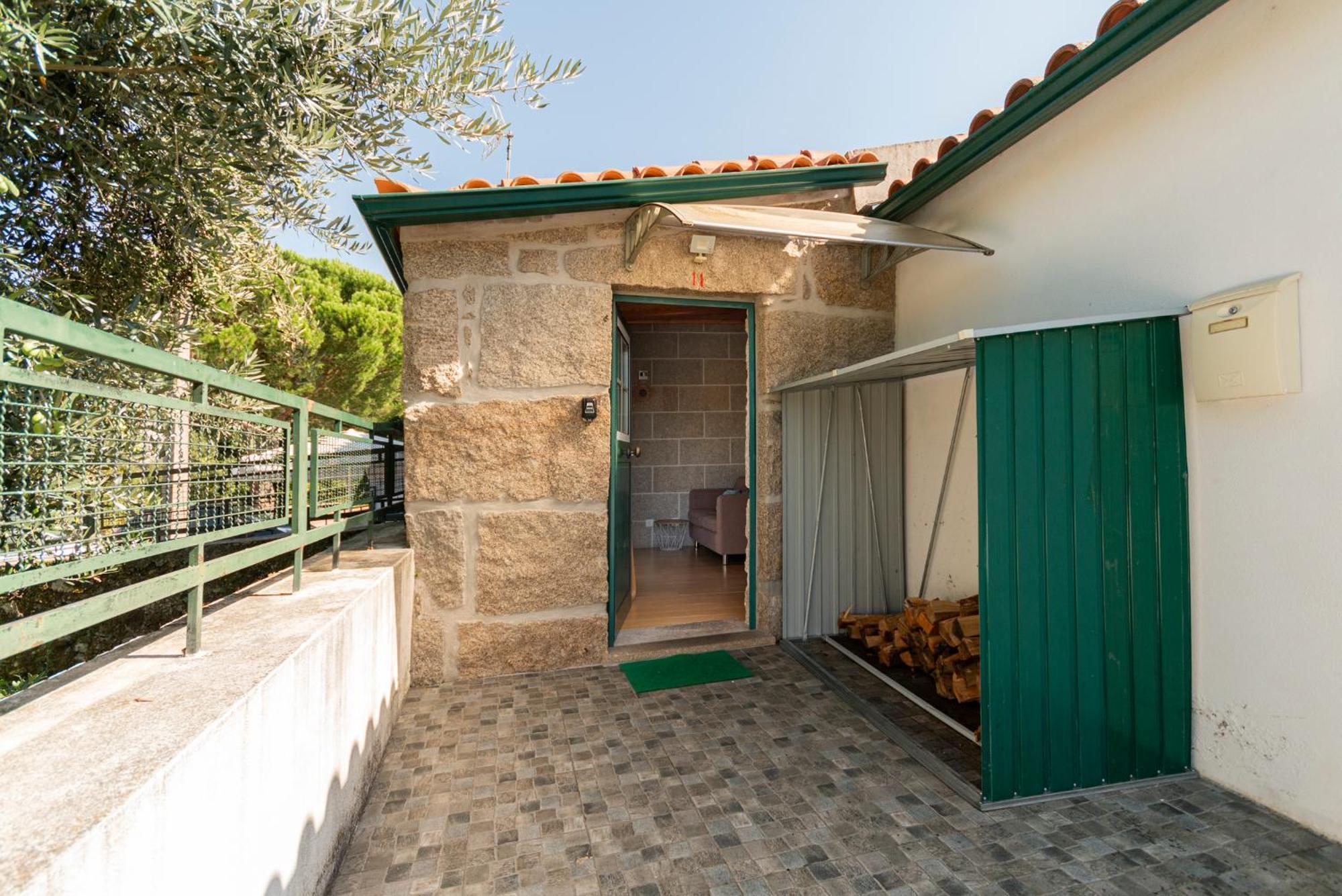 Casa Rustica T2 Com Salamandra E Cozinha - Seia - Serra Da Estrela - Casa Do Loureiro II Kültér fotó