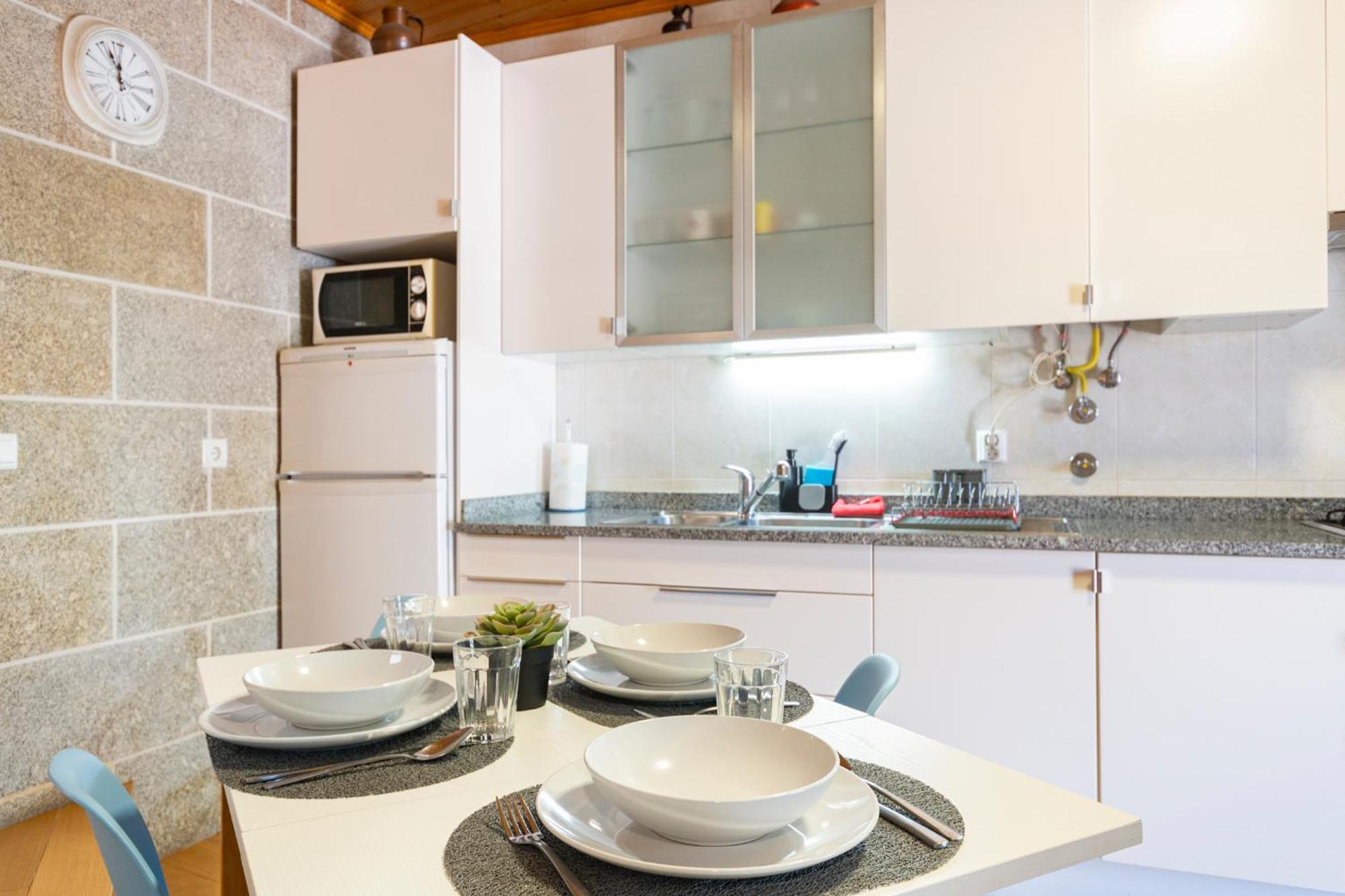 Casa Rustica T2 Com Salamandra E Cozinha - Seia - Serra Da Estrela - Casa Do Loureiro II Kültér fotó