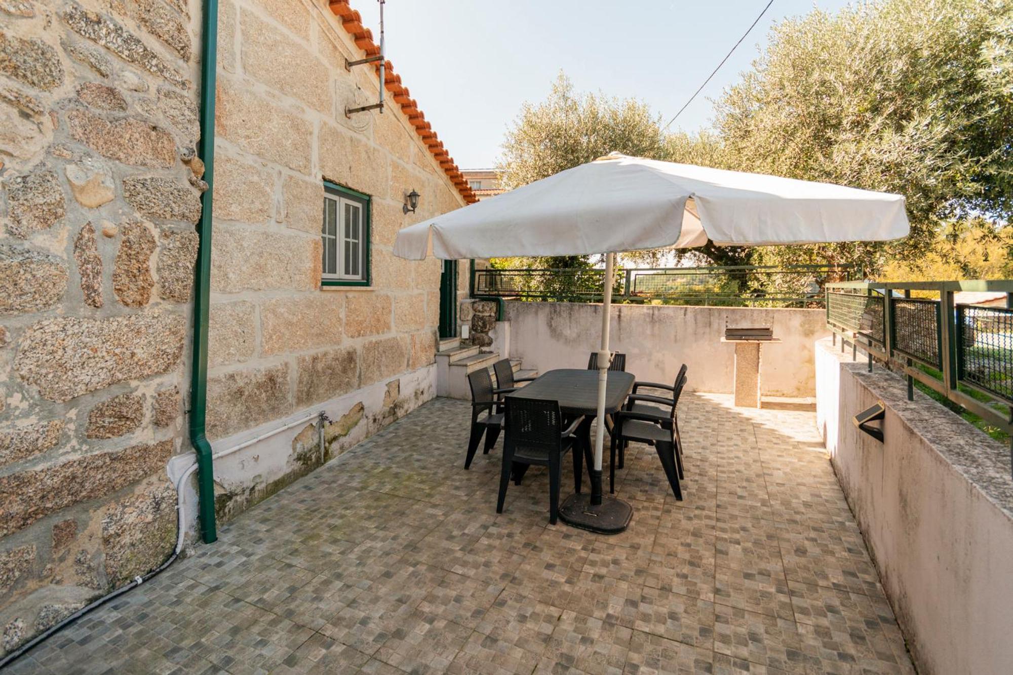 Casa Rustica T2 Com Salamandra E Cozinha - Seia - Serra Da Estrela - Casa Do Loureiro II Kültér fotó