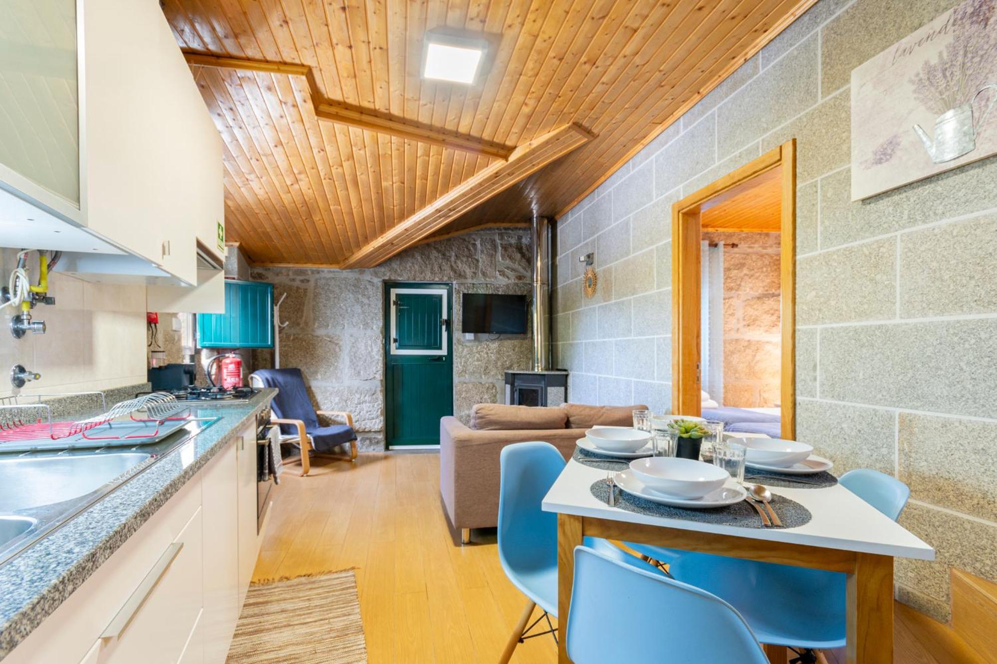 Casa Rustica T2 Com Salamandra E Cozinha - Seia - Serra Da Estrela - Casa Do Loureiro II Kültér fotó